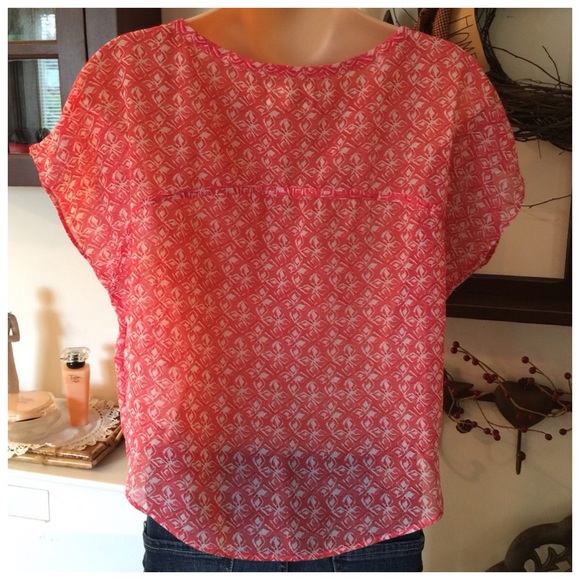 Sweet HOLLISTER Semi Sheer Top Tassel Tie Front Scallop Hem Size XS - Picture 4 of 5